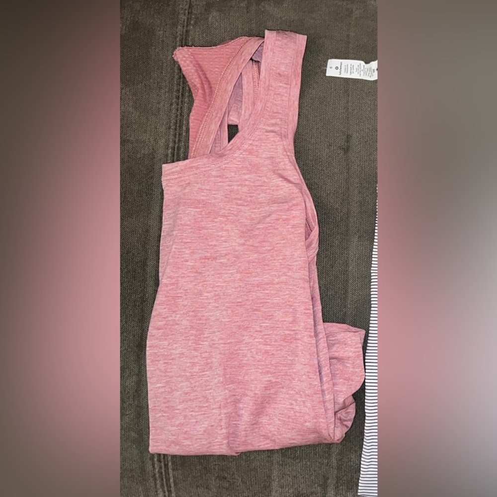 lululemon swiftly tech tank *race length, cherry tint/white